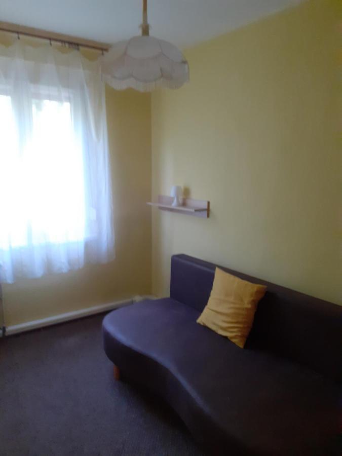 Jókai Apartman Békéscsaba Exterior foto