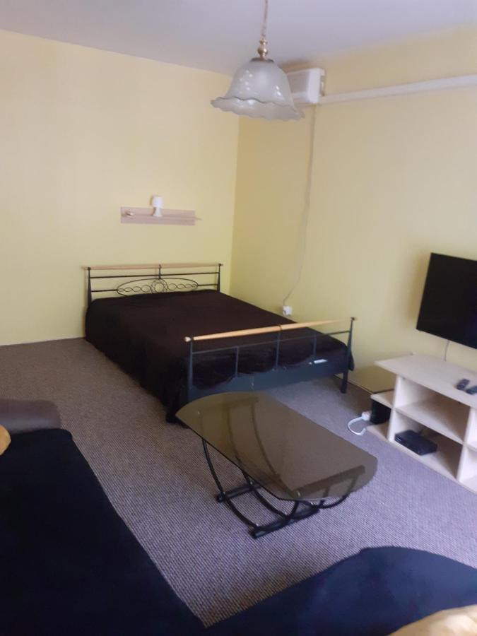 Jókai Apartman Békéscsaba Exterior foto
