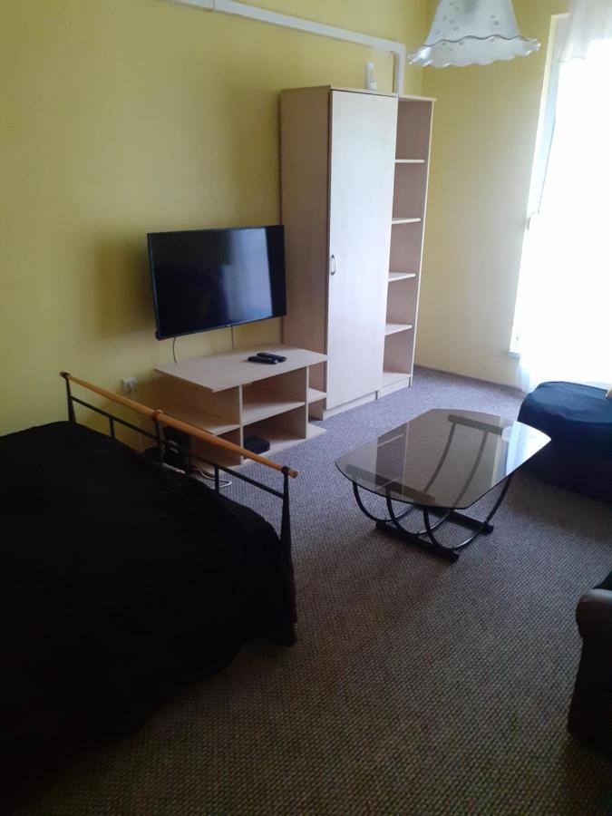 Jókai Apartman Békéscsaba Exterior foto